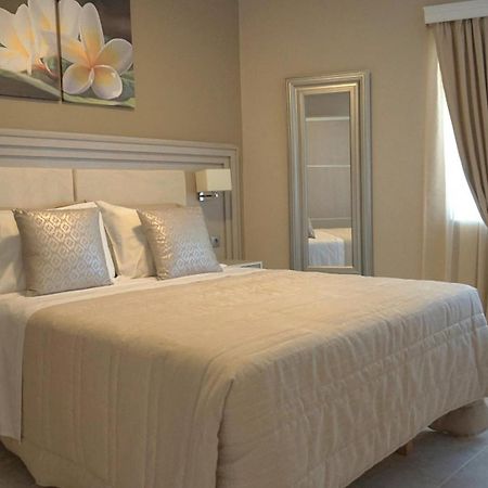 Remvi Deluxe Apartment 104 With Sea View 카르파토스 외부 사진